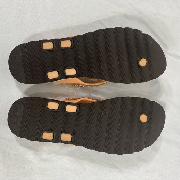 Oncai Glittery Cork Thong Sandals - Picture 8 of 8